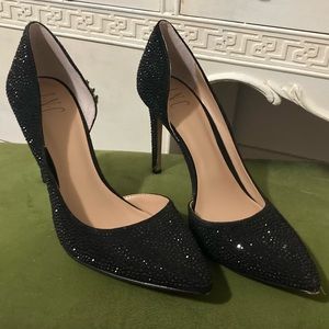 INC sparkle pumps